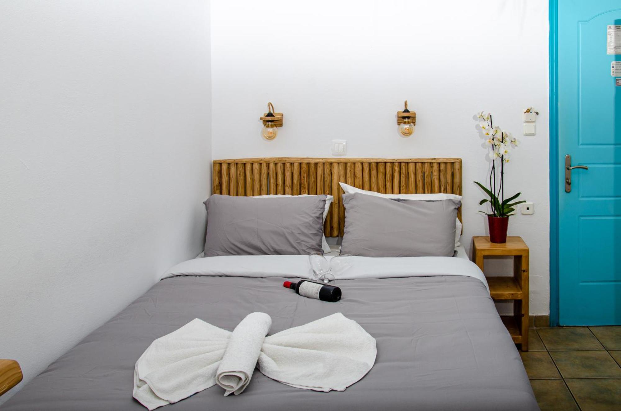 Hotel Livadia Parikia  Ngoại thất bức ảnh